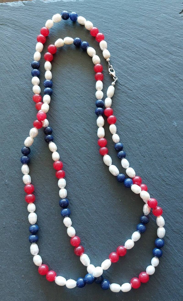 Rode agaat, parels en lapis lazuli ketting 8 mm kralen en lobstersluiting