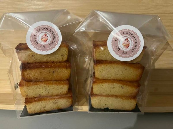 Financiers / 8 pièces