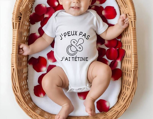 🍼 Petit mais déjà beaucoup de caractère ! 😍
