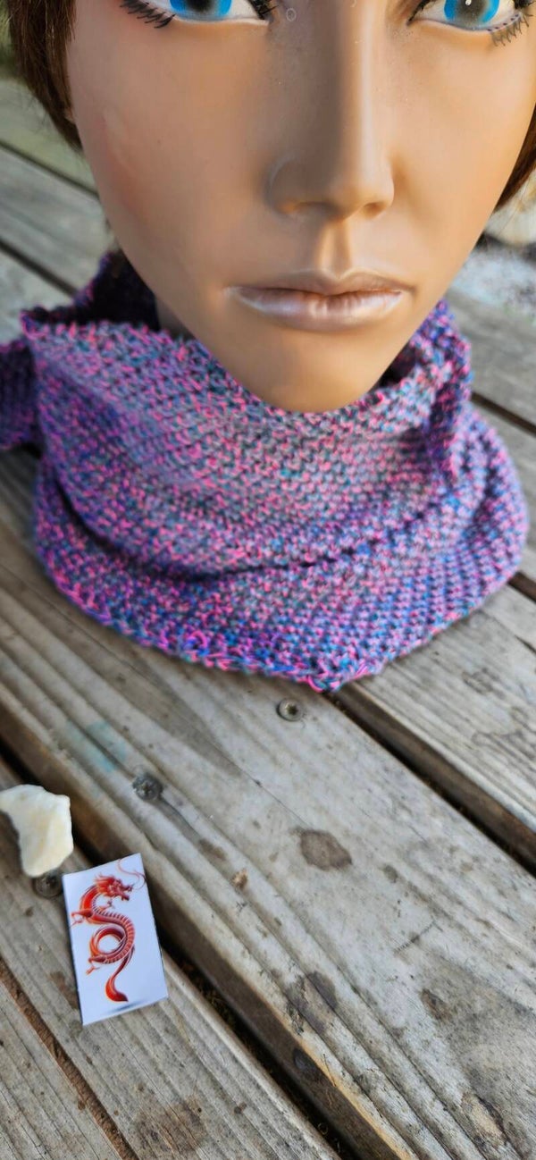 Minituch Tuch gestrickt Lila Pink Türkis 50/50 – Handmade Knitted Mini Scarf / Bandana Shawl