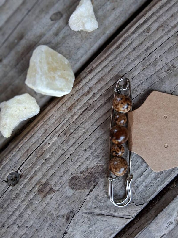 Brosche, Nadel, Tuchnadel, Kiltnadel - mit Perlen - UNIKAT - ND 01
