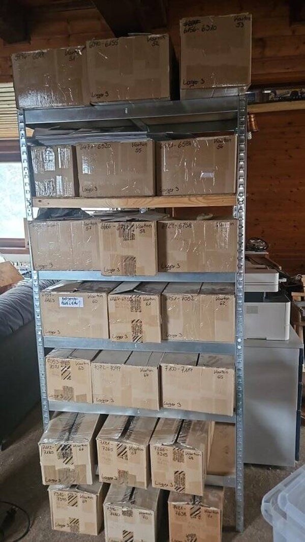 Schmuckzubehör Mix-Konvolut 4,3 kg Karton Nr. 80 – Perlen, Rocailles & Zubehör (Lagerauflösung)