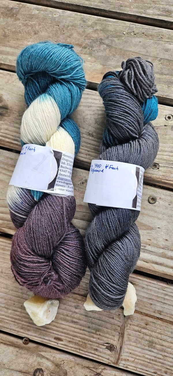 Handgefärbtes Sockenwolle 2er-Set ST11 – Merino 4-fädig (Anthrazit, Petrol & Pflaume)
