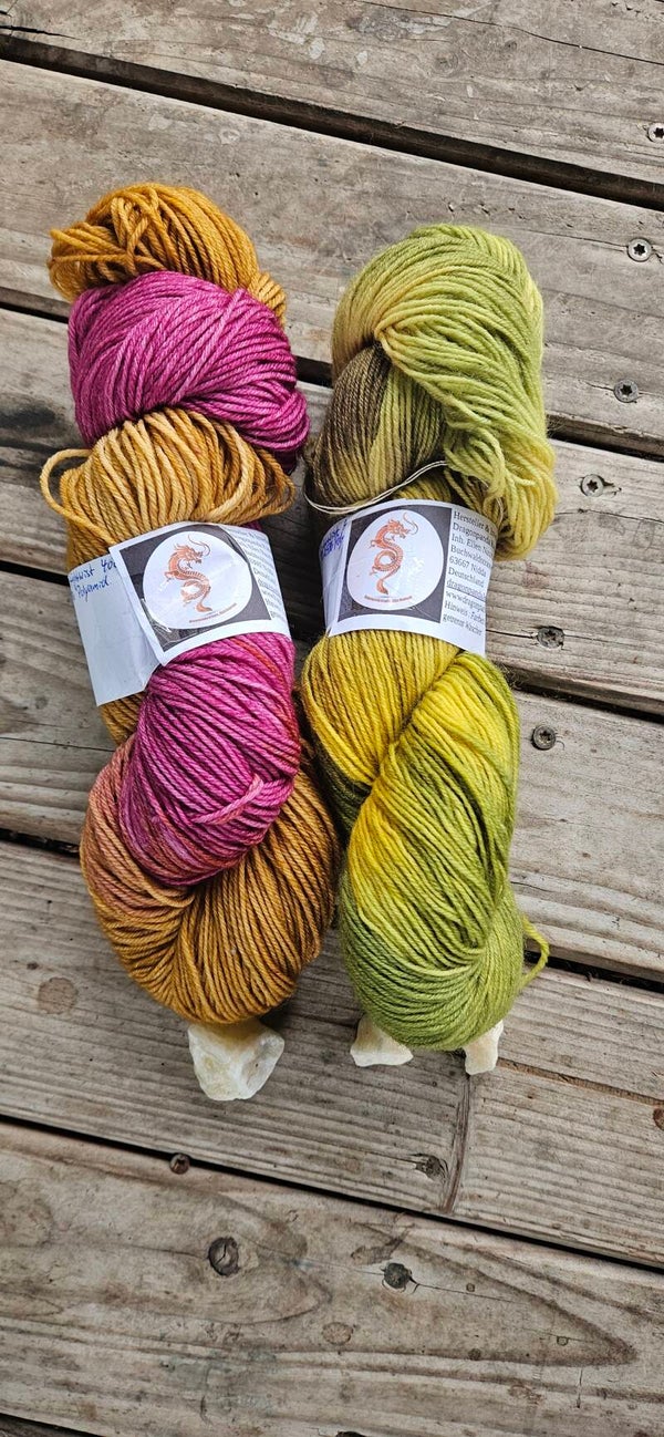 Handgefärbtes Wolle 2er-Set ST13 – Merino High Twist (Grün/Senf & Beere/Ocker)