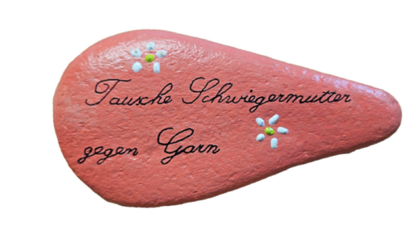 Stein, Flußstein, Naturstein, gemalt - Schwiegermutter