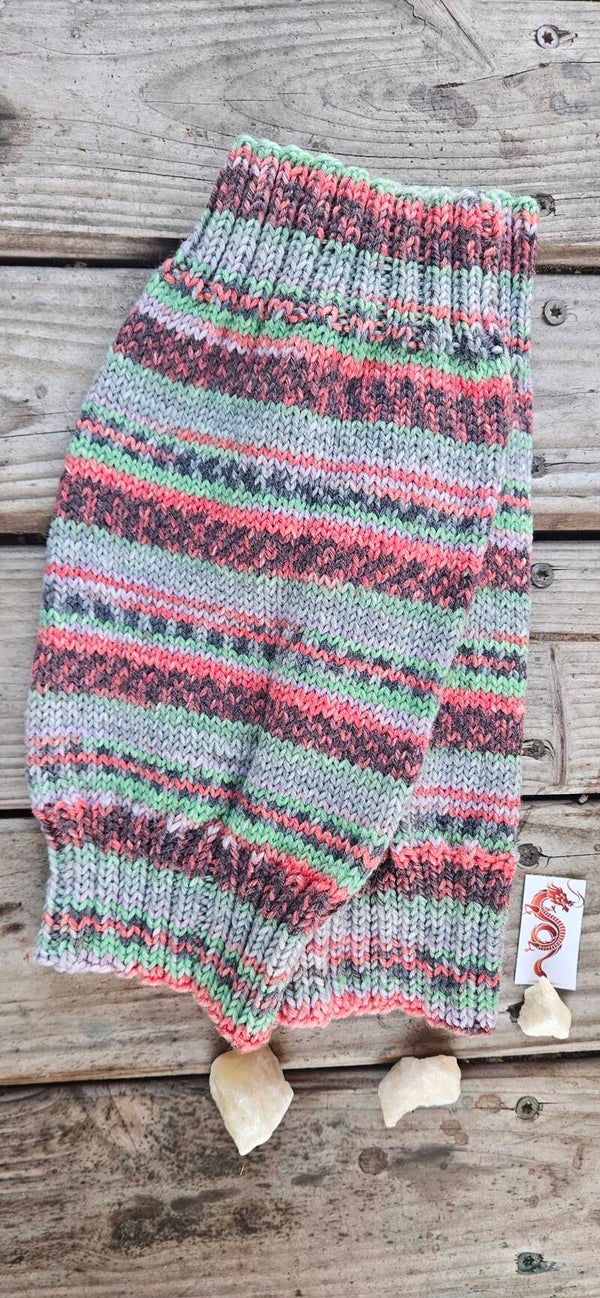 Handgestrickte Stulpen "Stul1" Bein- & Armwärmer Grau Koralle Mint – 28 cm