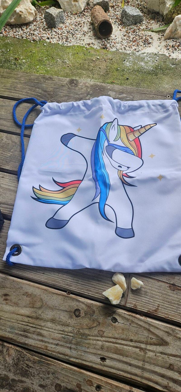 Genähter Turnbeutel Rucksack Einhorn Dabbing | Drawstring Bag Unicorn Rainbow | gym bag water resistant