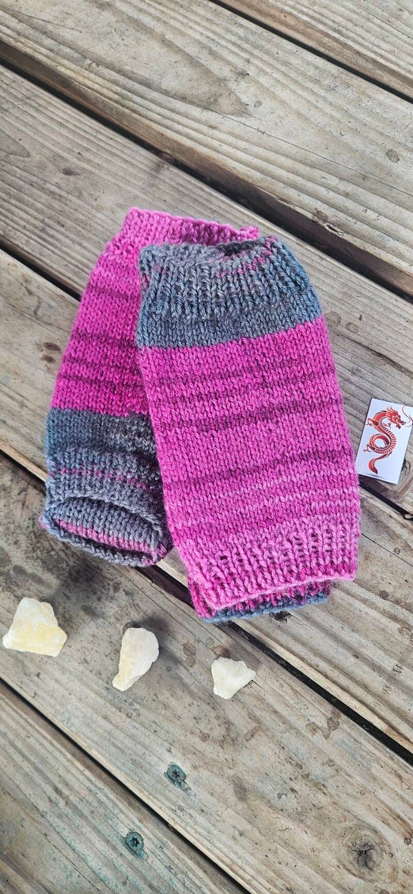 Handgestrickte Yogasocken Magenta Grau "YSO2" – Gr. 39–41 – Pediküresocken / Yoga-Legwarmer