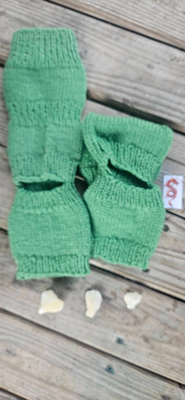 Handgestrickte Yogasocken Grün "JSO1" – Gr. 40–42 – Pediküresocken / Yoga-Legwarmer