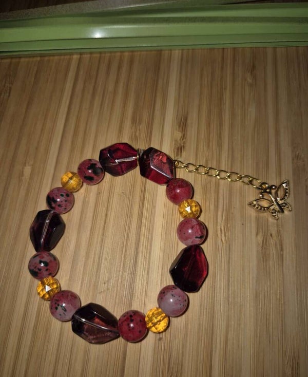 10022 Perlenarmband "Rosentanz"