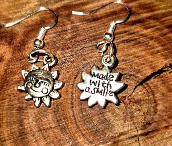 3003 versilberte Ohrringe "Smile & Shine"