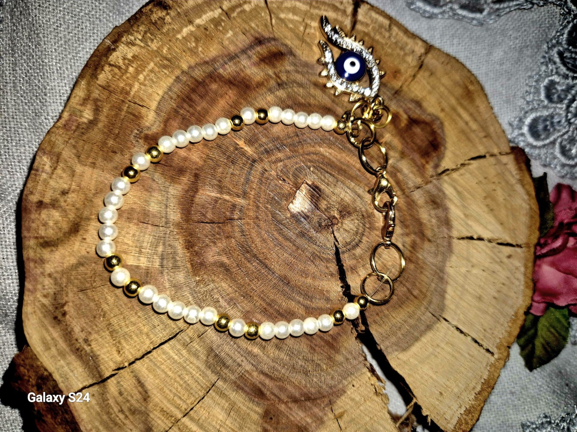 1002 Armband "Golden Eye"