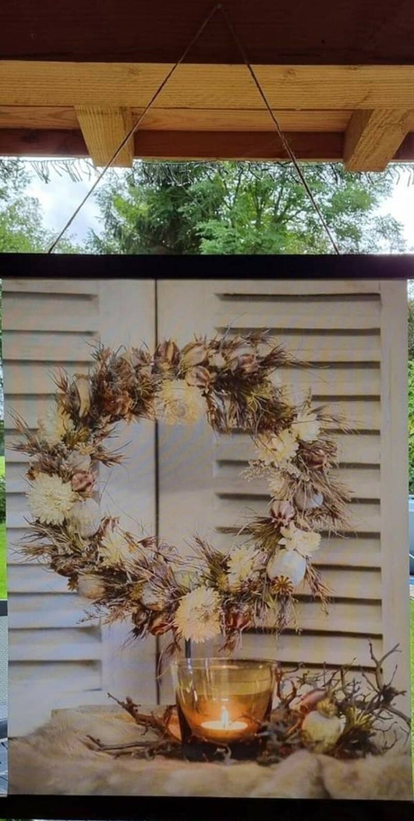 Wanddoek met kaars en krans wit