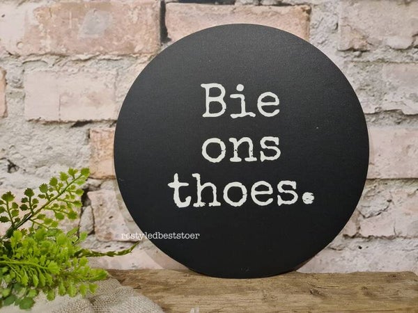 Muurcirkel Bie ons thoes. 14