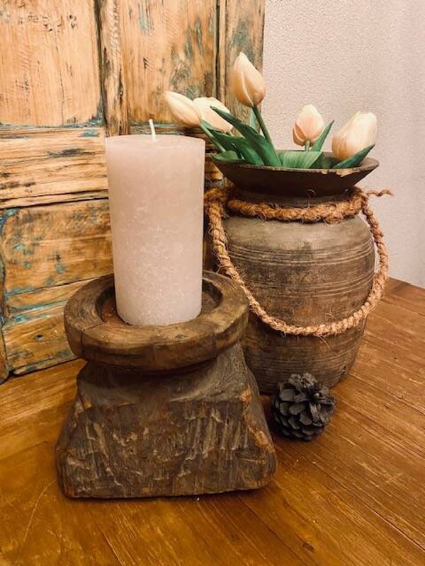 Oud houten poer