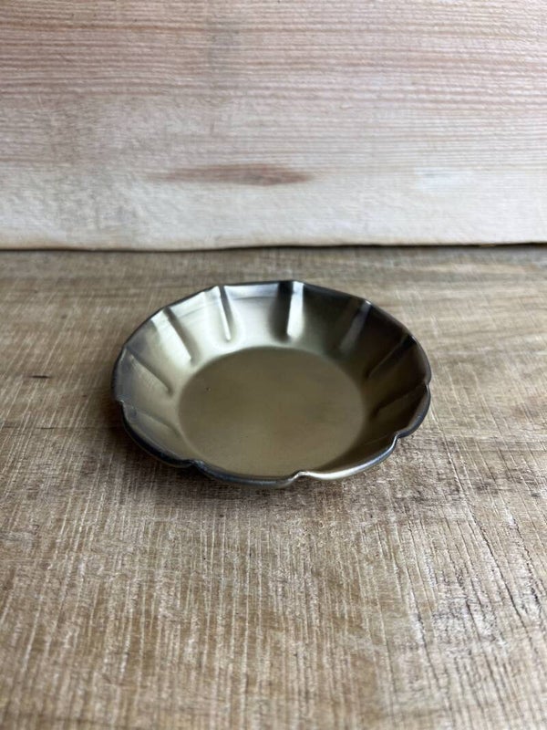 Metalen schaaltje bloem - goud