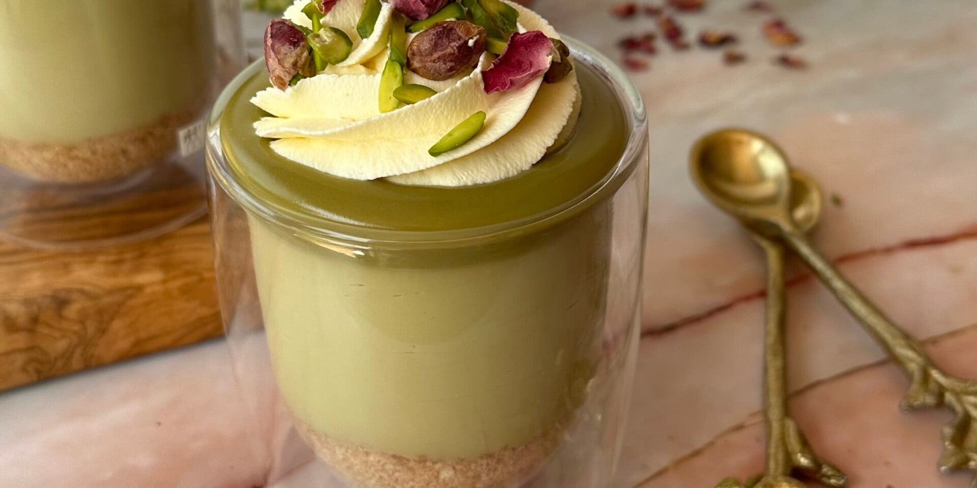 Pistachio Choc Cheesecake Mini Tub