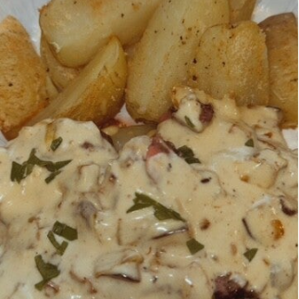 Ribeye Steak & Mushroom Sauce