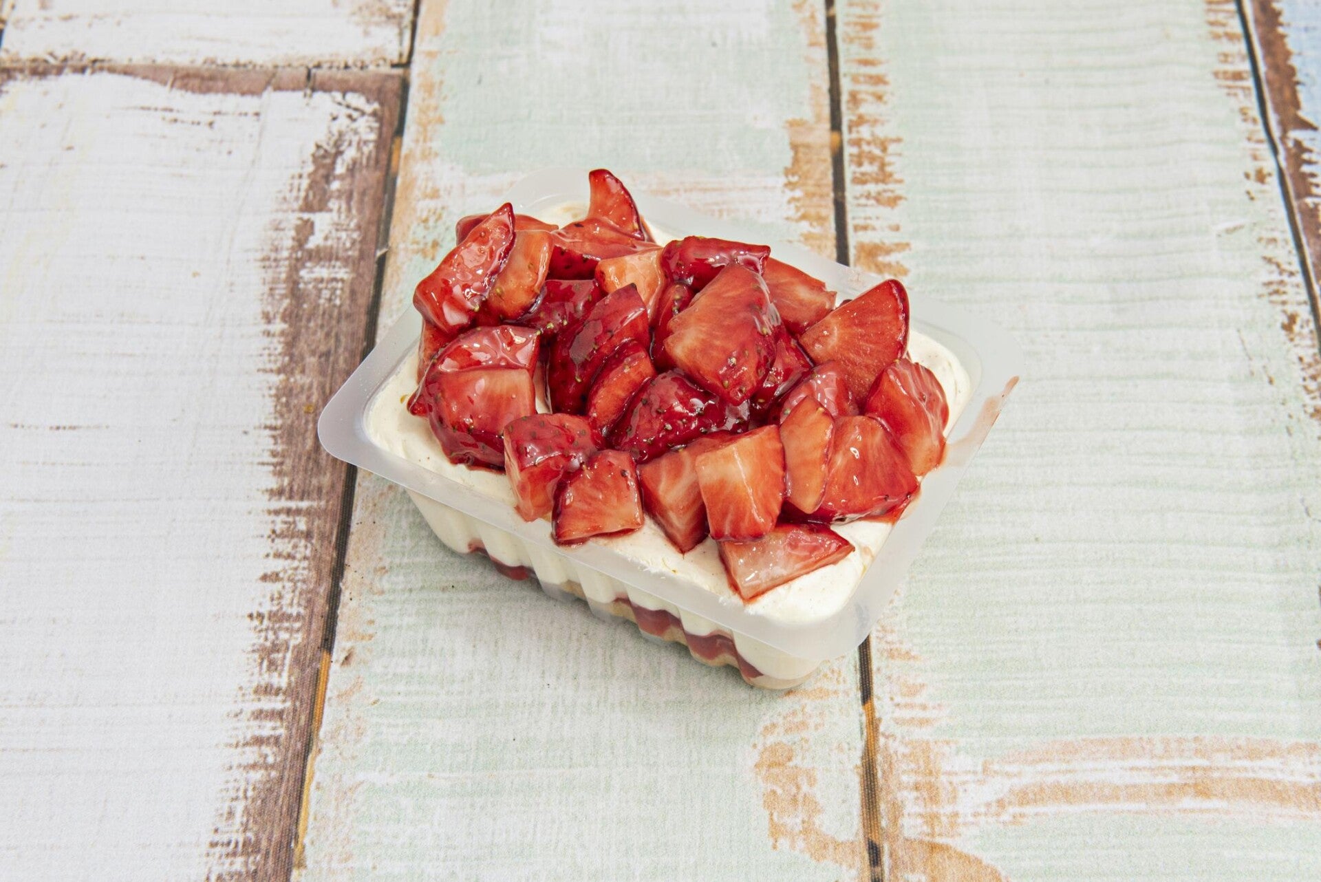 Tiramisu Strawberry Cheesecake Mini Tubs