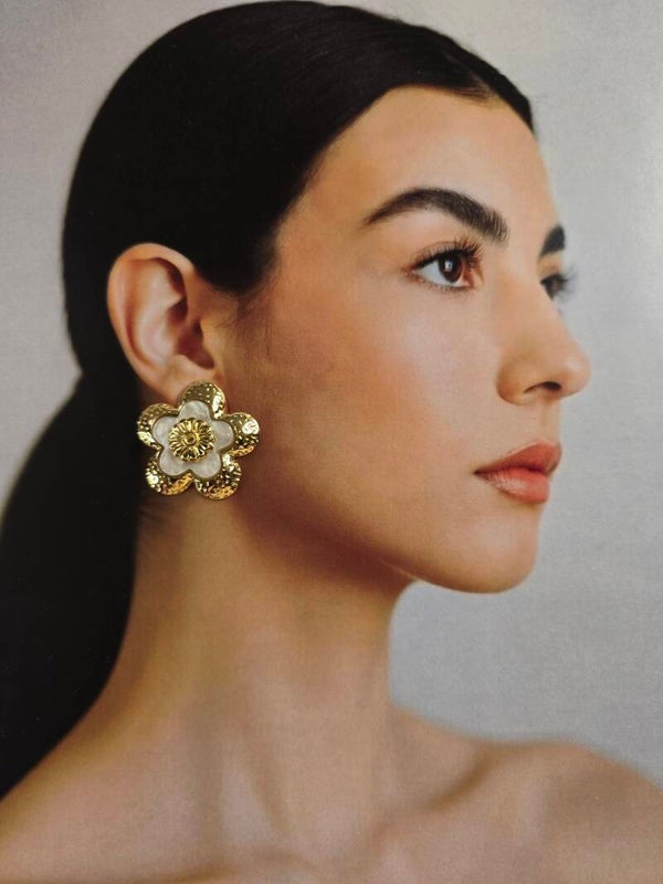 PENDIENTES FLOR DORADO/BLANCO