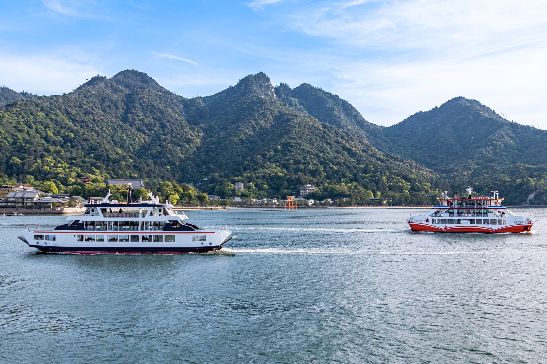itsukushima_island-_mt_misen-_torii_of_itsukushima_shrine_and_ferry_for_miyajima_route_001-standard-h9mtdp.jpg