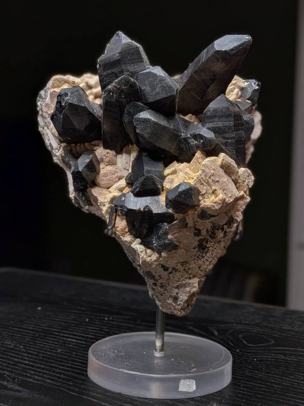 Black quarts 1.4KG