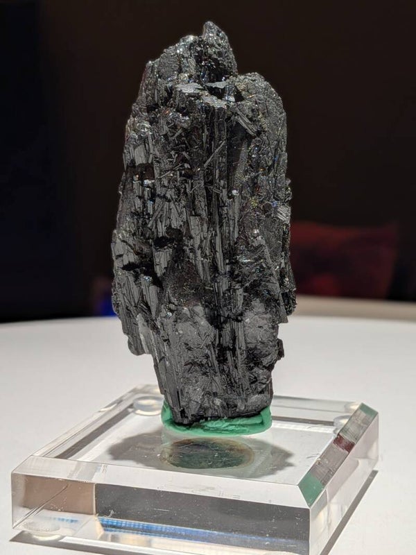 Zwarte toermalijn Namibië 8*4cm
