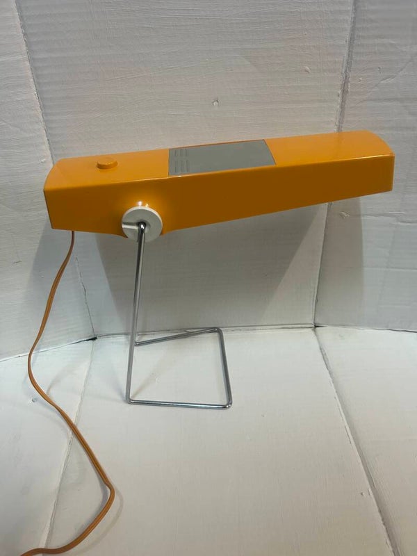 Rare MCM Retro Industrial, RI16 desk or table lamp