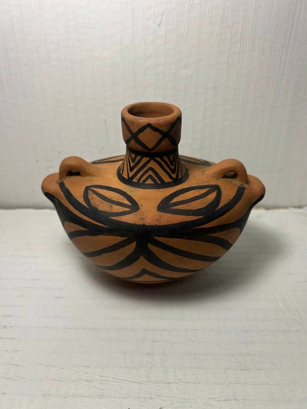 Native American Terracotta seed vessel (Copy)