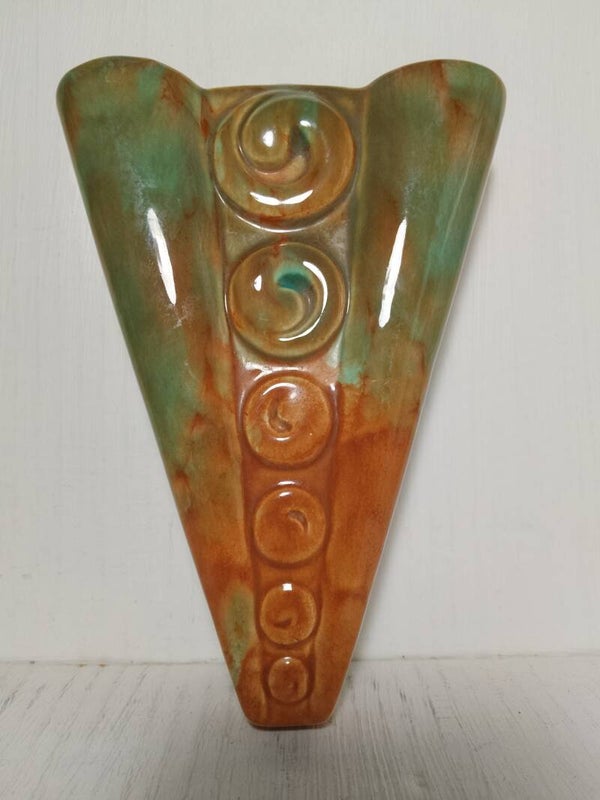 Diana ware pottery MCM wall pocket. (Copy)