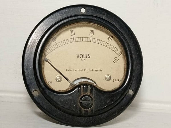 40's/50's Bakelite Volts Gauge by Paton of Sydney.
