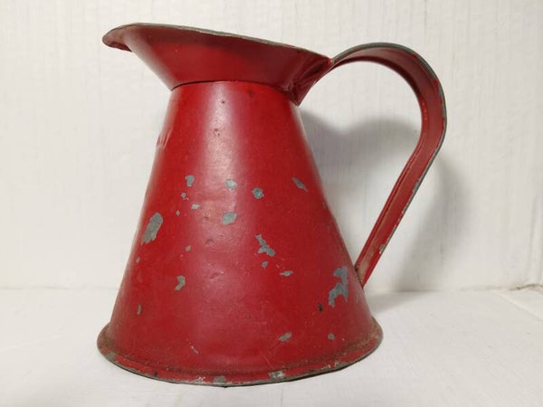 1 pint red conical oil jug