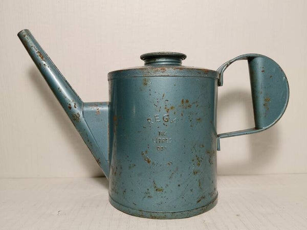 Vintage Rega metal oil pourer tin.