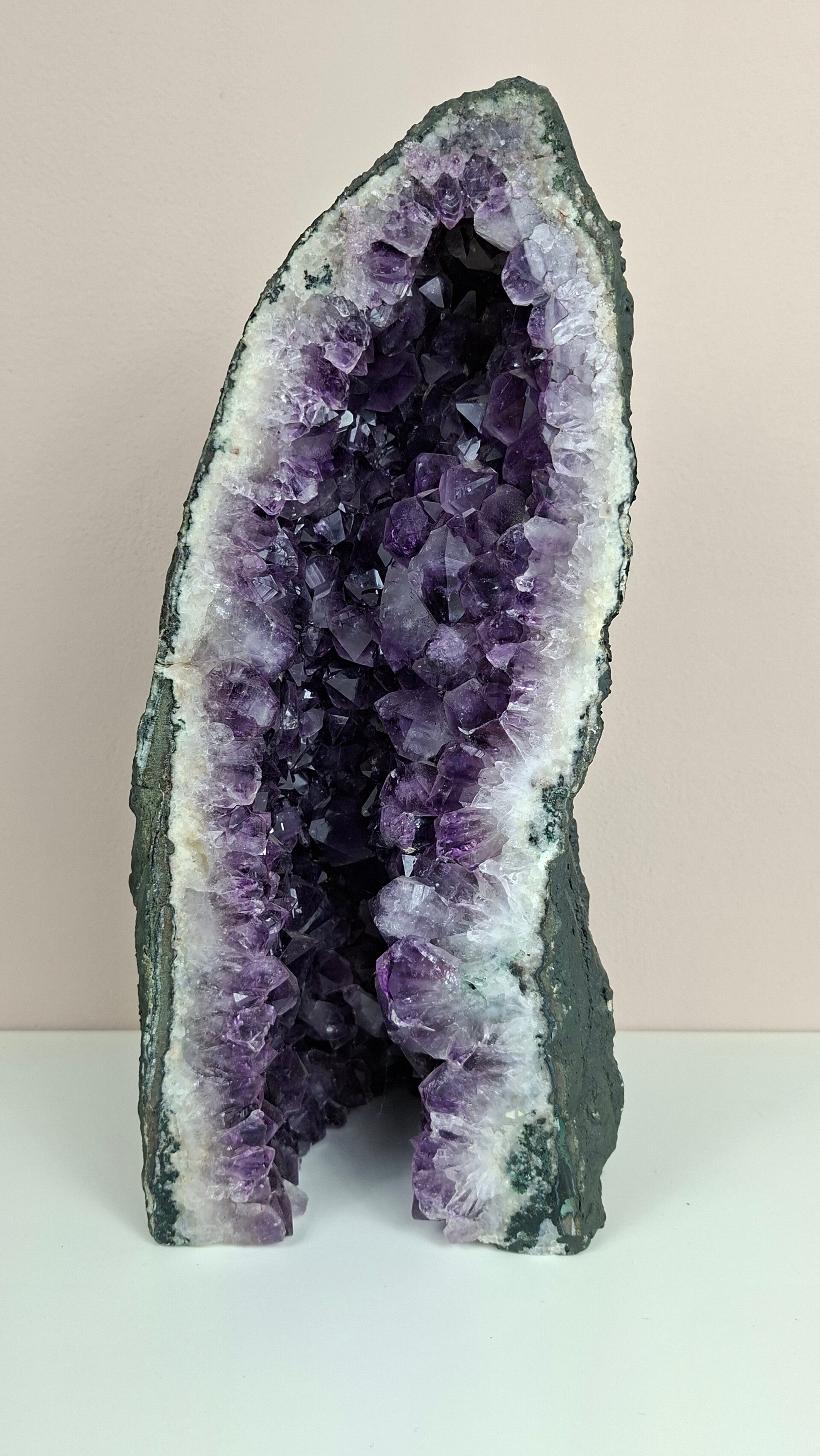 Amethist Geode AMK001