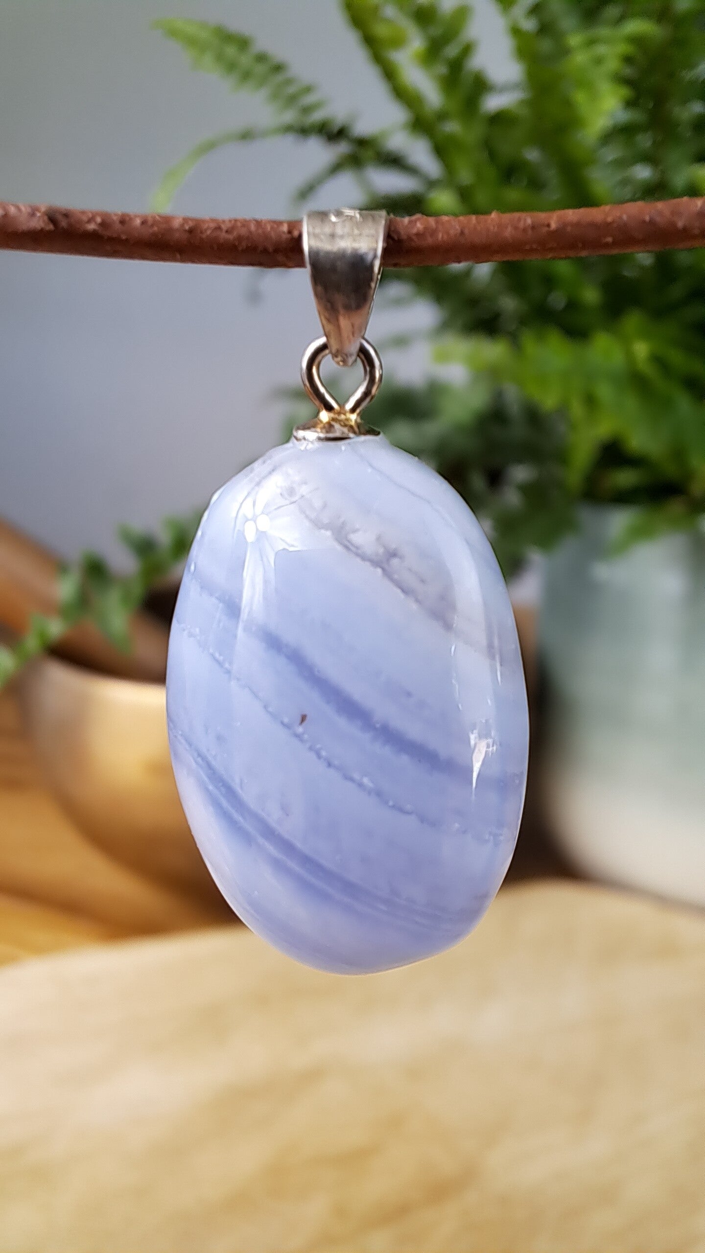 Chalcedoon hanger 12-20mm