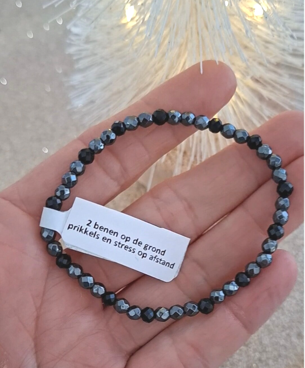 Hematiet en Zwarte Toermalijn 4mm facet (armband)