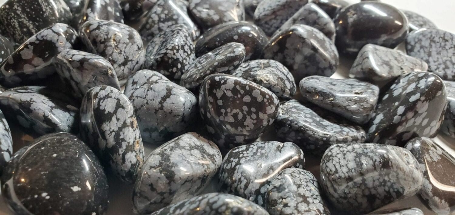 Sneeuwvlokobsidiaan Helder Kristal