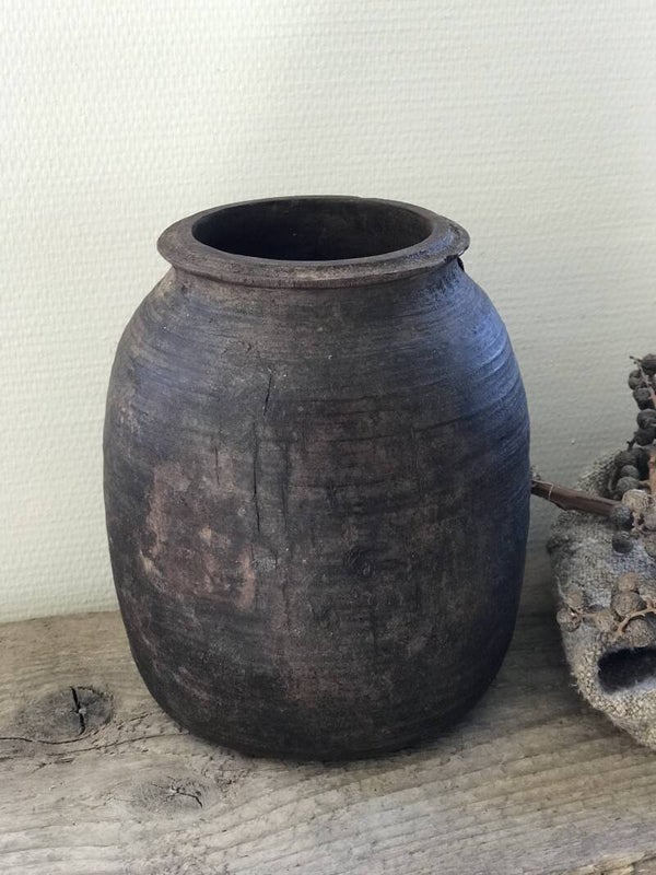 Nepalese pot (nr4)