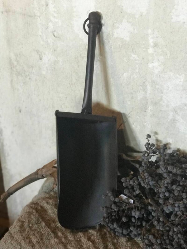 Ijzeren schep