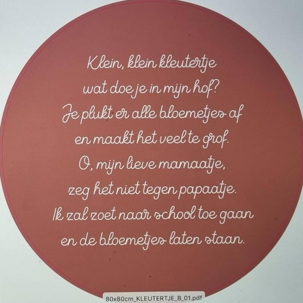 Muurcirkel  kleutertje nr b_01