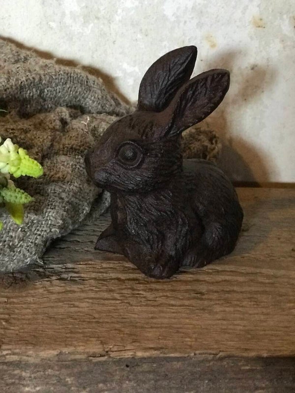 Gietijzeren baby konijntje