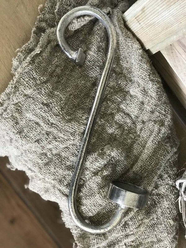 Old metal Glashaak voor waxine