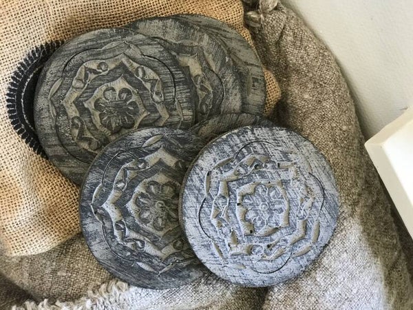 Houten vergrijsde onderzetters