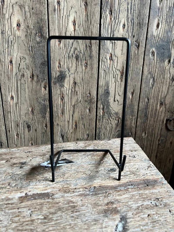 Zwarte metalen standaard