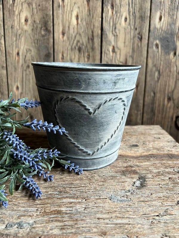 Zinken Pot met hart, maat L