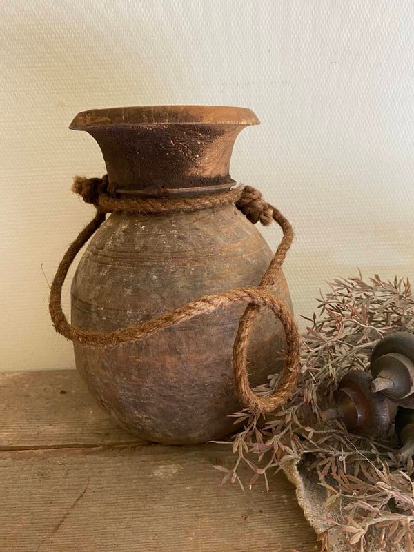 Nepalese pot met touw nr10