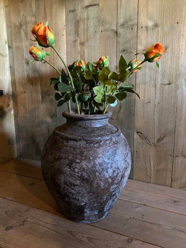 Grote pot, bruingemeleerd