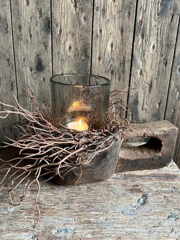 Oude houten lepel met handvat