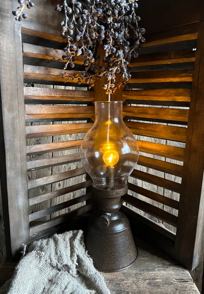 Vintage led-olielamp, zwaaiende vlam, kaarslicht, heldere Vintage led-olielamp, zwaaiende vlam, kaarslicht, heldere