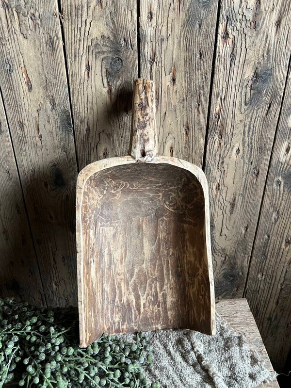 Authentiek oude houten schep nr 5